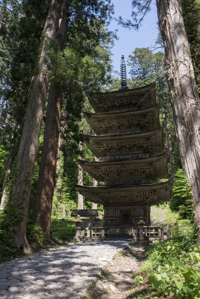 羽黒山 五重塔　